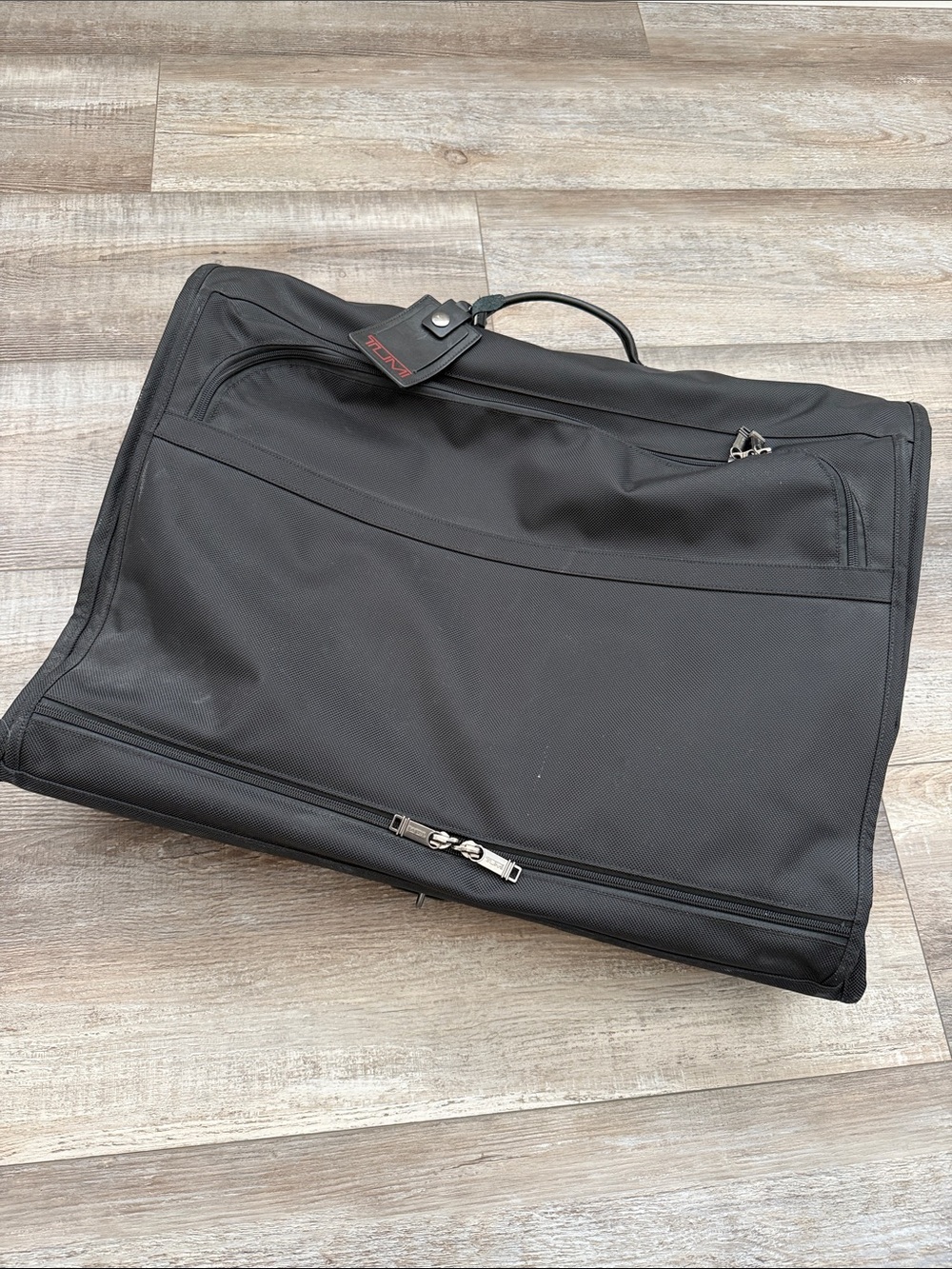 Tumi Black Travel Garment Bag with Dual Front Pockets - Gem